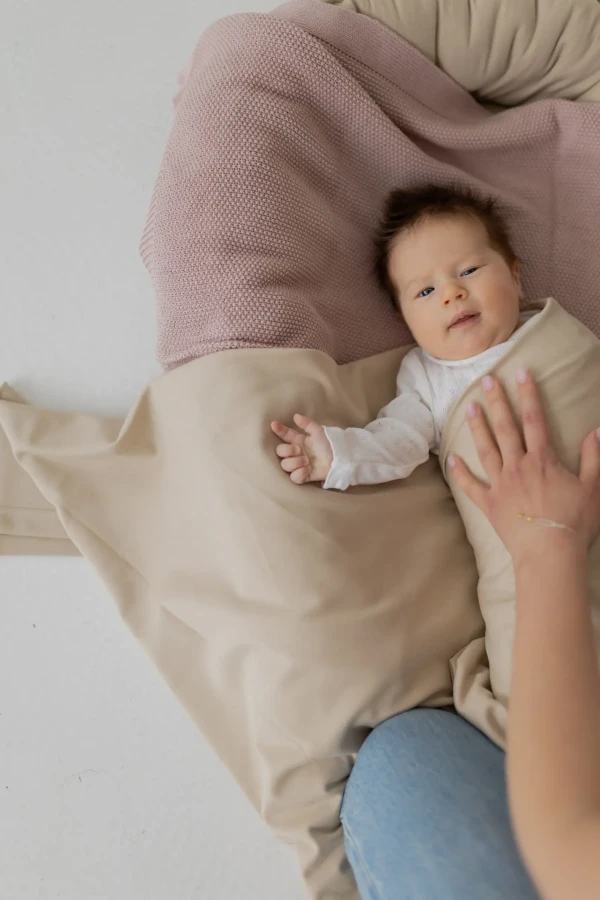 Otulacz Baby Burrito Beige / The Slings