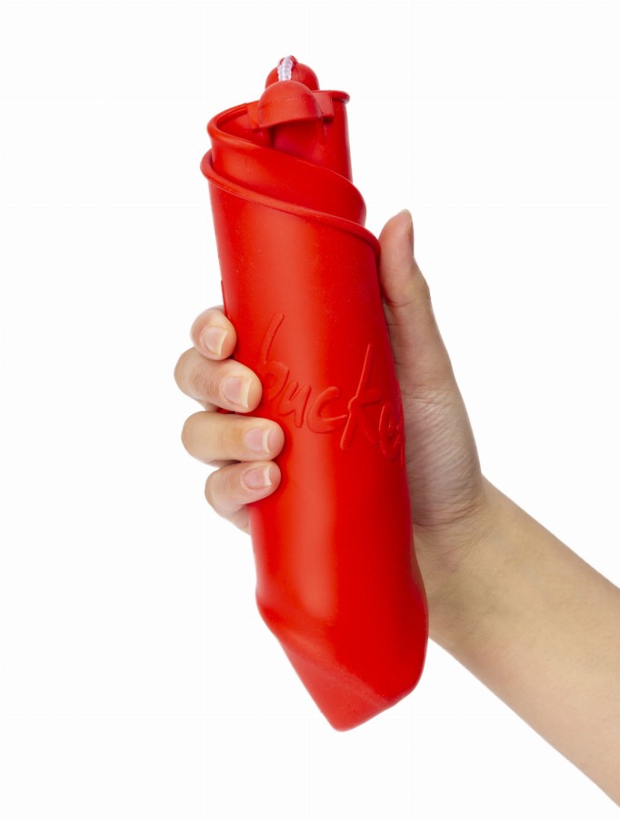 Składane wiaderko do wody i piasku Scrunch Bucket - Koralowy