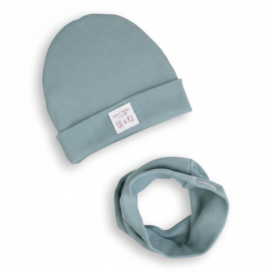 czapka-z-kominem-blue-line.jpg