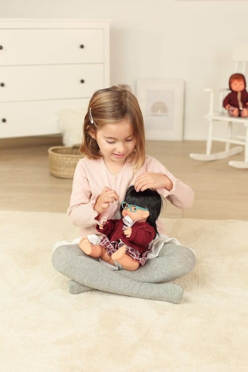 Lalka dziewczynka Azjatka z okularami 38cm Miniland Doll
