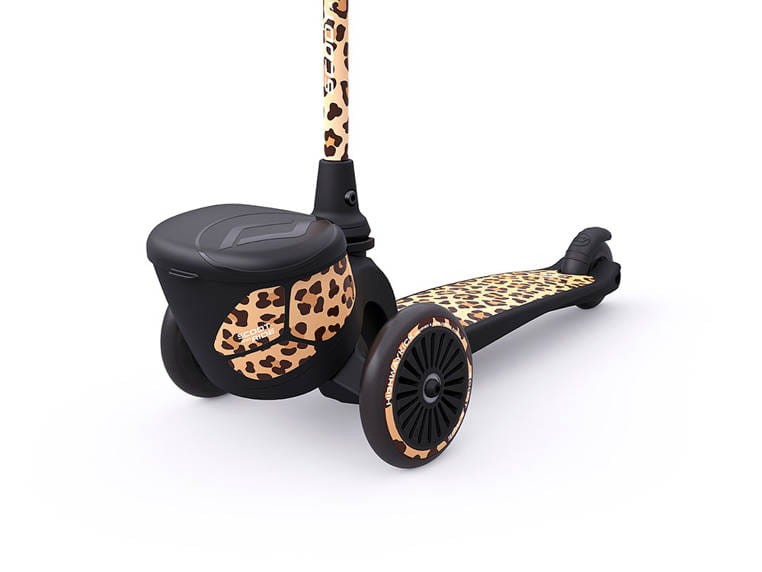 Highwaykick 2 Lifestyle Hulajnoga trójkołowa balansowa z zamykanym schowkiem 2+ Leopard / Scootandride
