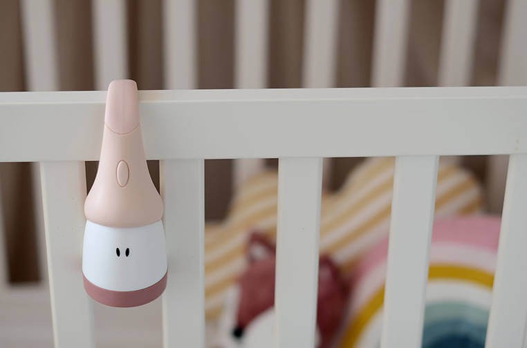 Przenośna lampka nocna LED z latarką Pixie Pink / BEABA