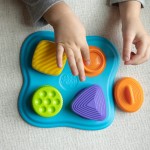 Lidzy Nakrętki. Zabawka Manipulacyjna / Fat Brain Toys