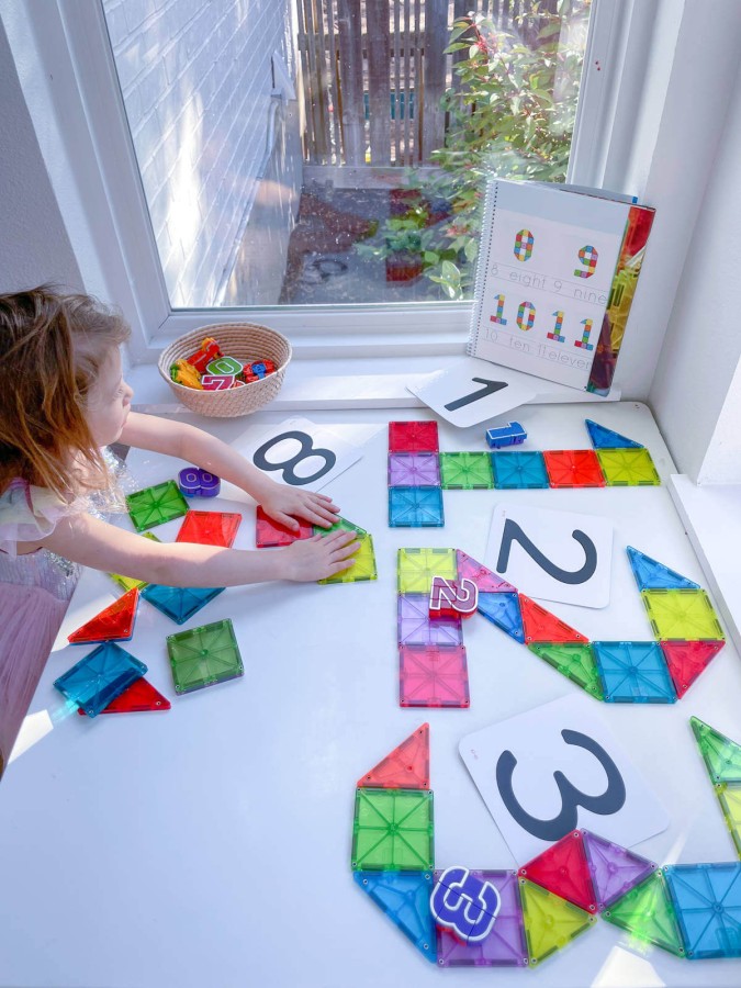 Klocki Magnetyczne Metropolis 110 el. / Magna-Tiles