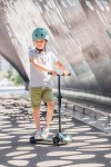 Highwaykick 5 LED Hulajnoga trójkołowa balansowa ze świecącymi kółkami 5+ Forest / Scootandride