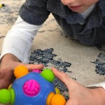 Woblii Kula. Zabawka sensoryczna. / Fat Brain Toys