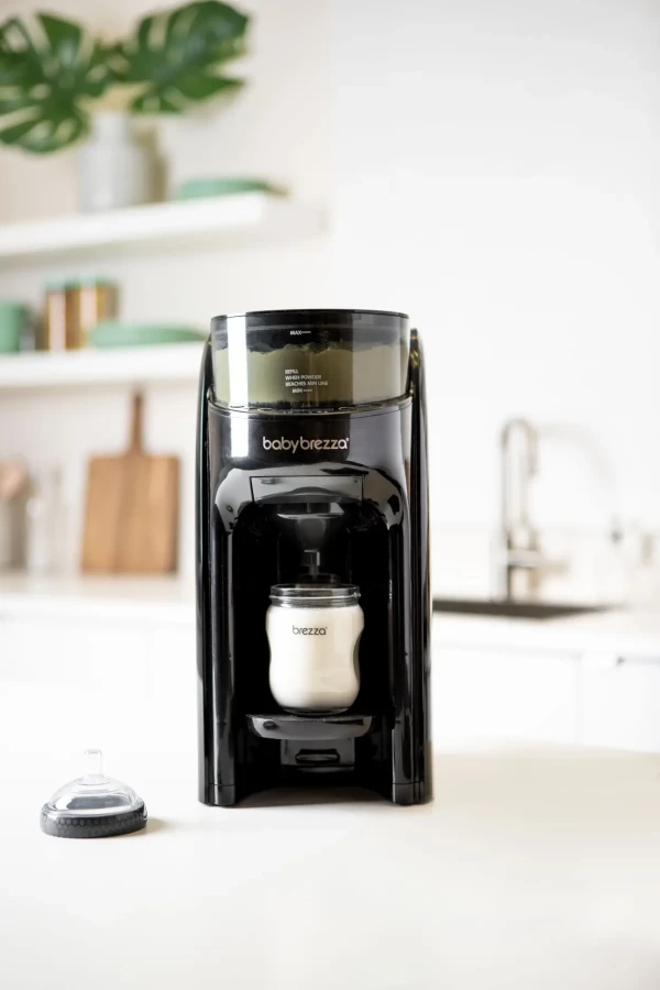 Ekspres do mleka Baby Brezza Formula Pro Advanced All Black FRP0131