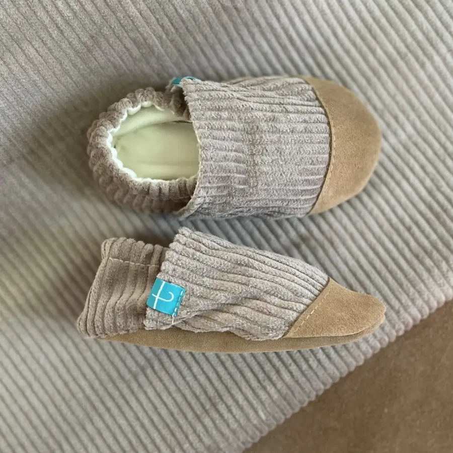 Kapcie do domu, żłobka, przedszkola - Cuddly Beige, sztruks / TITOT
