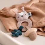 Mini grzechotka z gryzakiem - Zappy the squirrel / Sebra