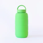 Szklana butelka do monitorowania dziennego nawodnienia Puffer Bottle - LIME / BINK