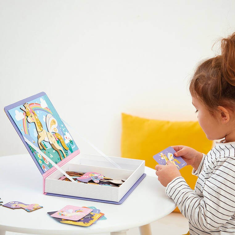 Magnetyczna układanka Jednorożec Magnetibook  / Janod