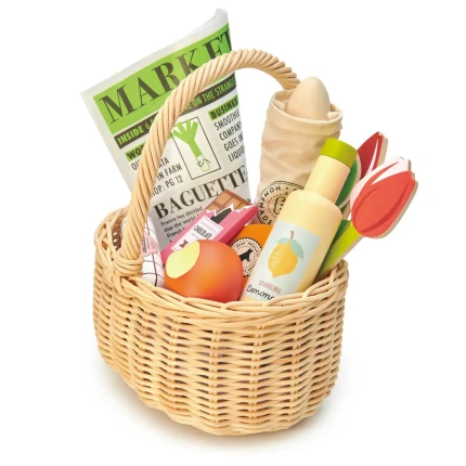 Wiklinowy koszyk z zestawem piknikowym / Tender Leaf Toys