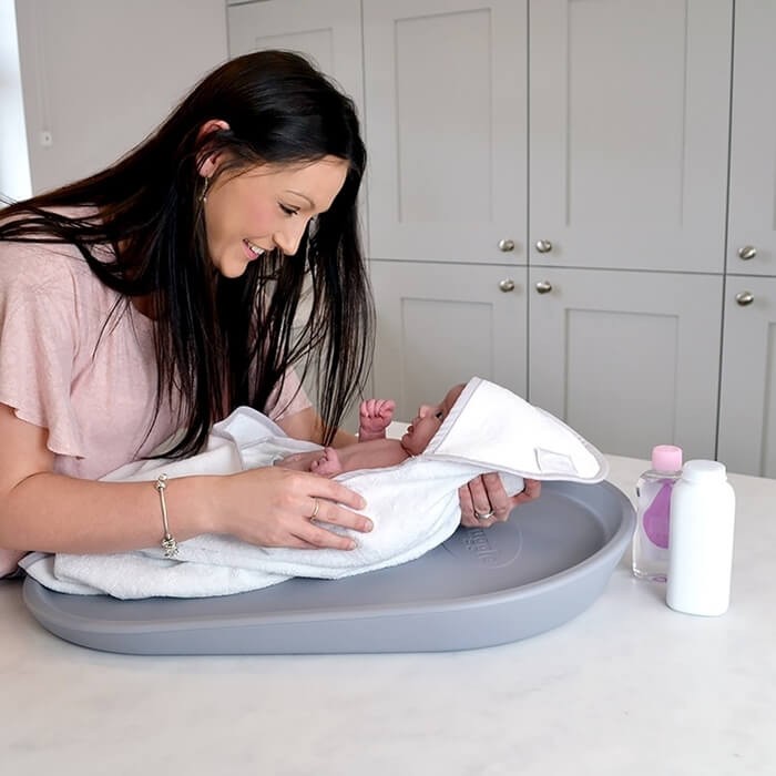 Przewijak z pianki Squishy - Grey / Shnuggle