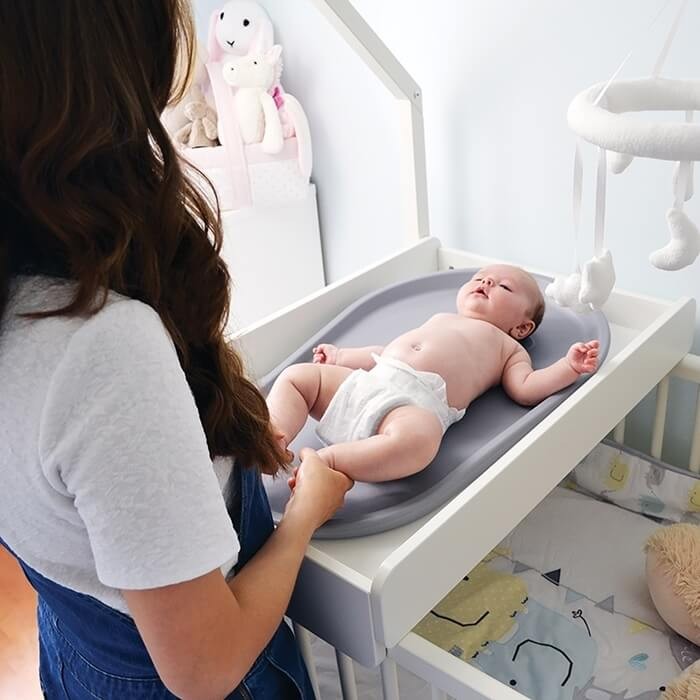 Przewijak z pianki Squishy - Grey / Shnuggle