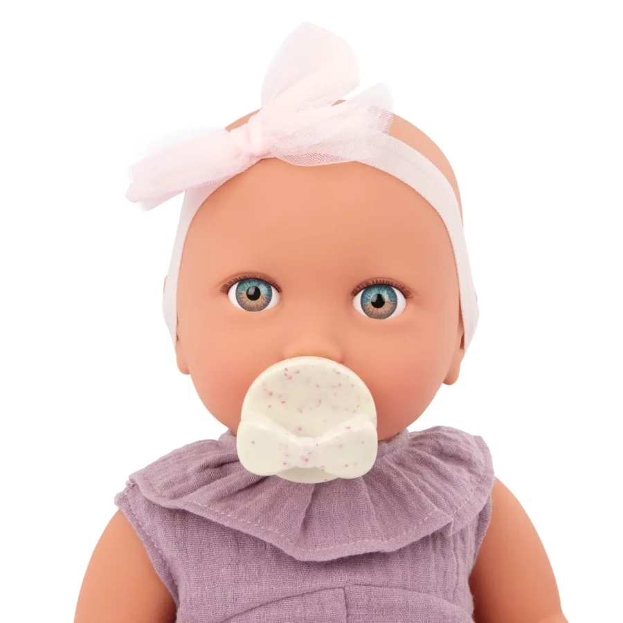 Lalka niemowlę ze smoczkiem, w muślinowym ubranku i opasce, dwubarwne tęczówki / LullaBaby
