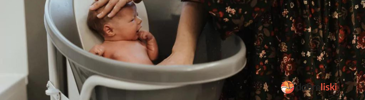 Kiedy pierwsza kąpiel noworodka? Kąpiel noworodka w domu